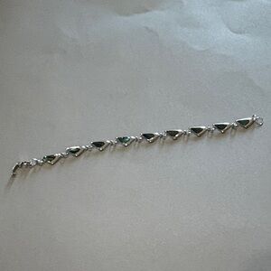 Elegant Silver and Green Women's Bracelet
